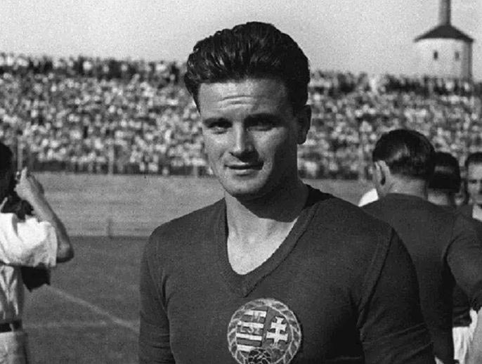 Ferenc Deak là cầu thủ bóng đá huyền thoại