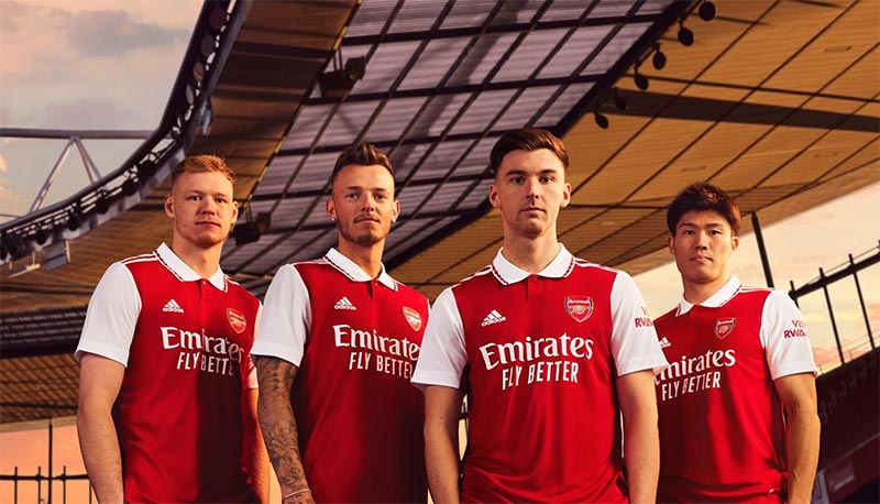 Arsenal - mẫu áo đá bóng đẹp nhất, ấn tượng nhất