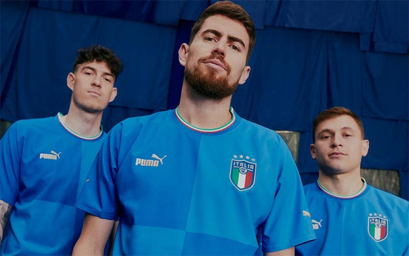Những mẫu áo đá bóng đẹp nhất đội tuyển Italia